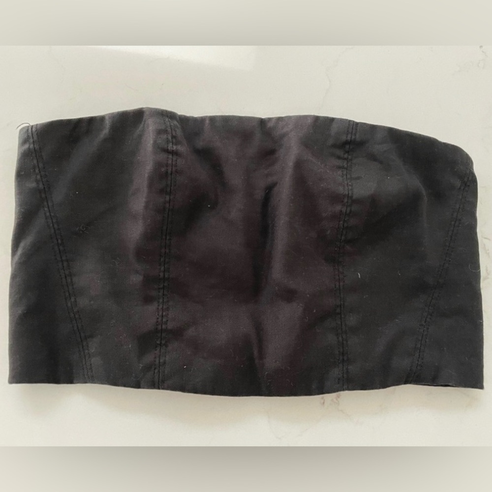 Aritzia - Babaton Tube Top